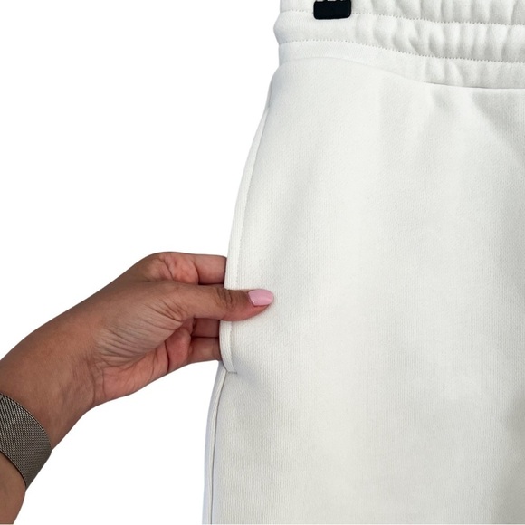 NWT SWEATY BETTY High Waisted Drawstring Sweater Off White Elevated Shorts Sz L - Picture 7 of 11